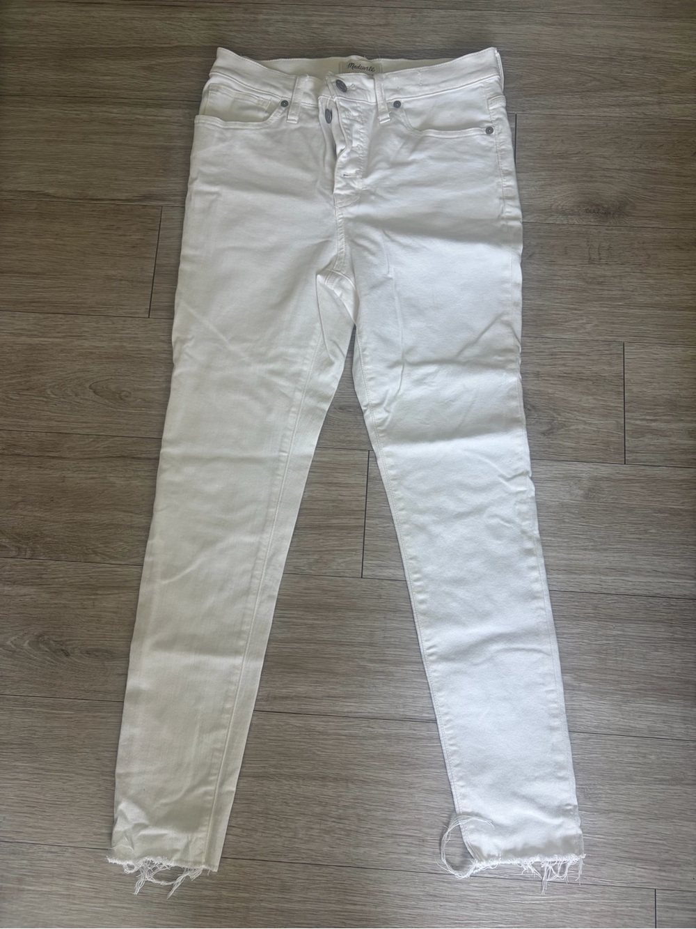 Madewell White Skinny Jeans with Frayed Hem